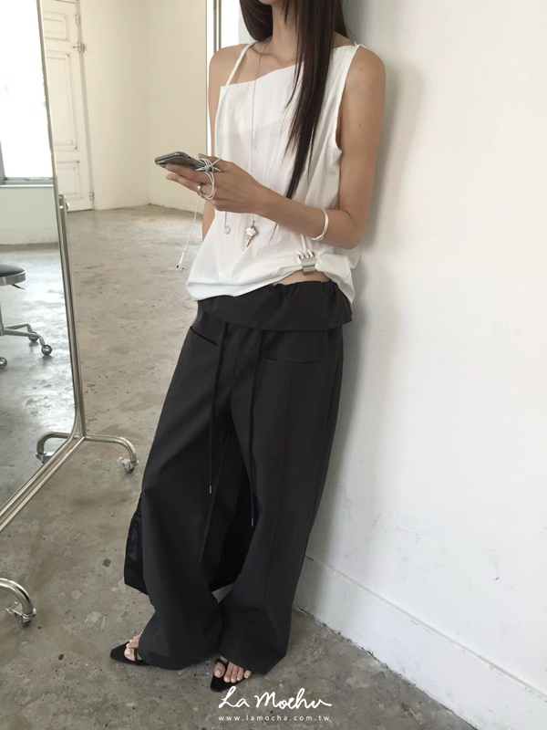 小屁簾壓扣抽繩工作褲